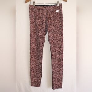 Nike Pink Leopard Print Leggings Size Medium Barbiecore Athleisure Animal Print